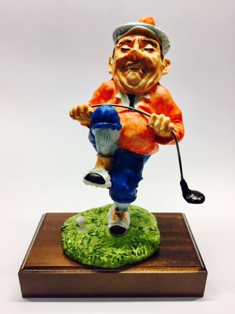 FIGURA RESINA GOLF FORRABOLAS 