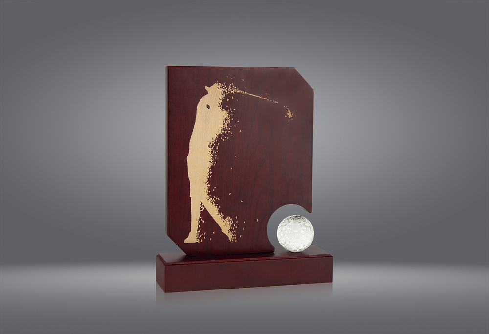 TROFEO DE GOLF DE MADERA CON BOLA DE CRISTAL 